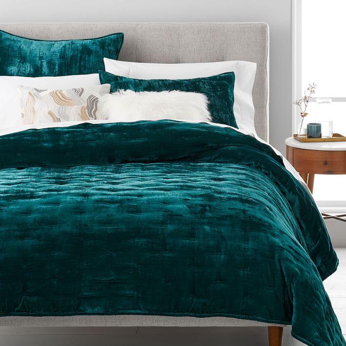 Velvet Bedspread - King - myhomestore.com.pk
