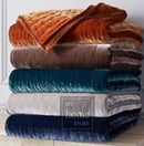 Velvet Bedspread - King - myhomestore.com.pk