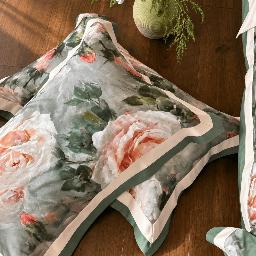 Vintage Rose Oil Printing Style Printed Duvet Set - myhomestore.com.pk