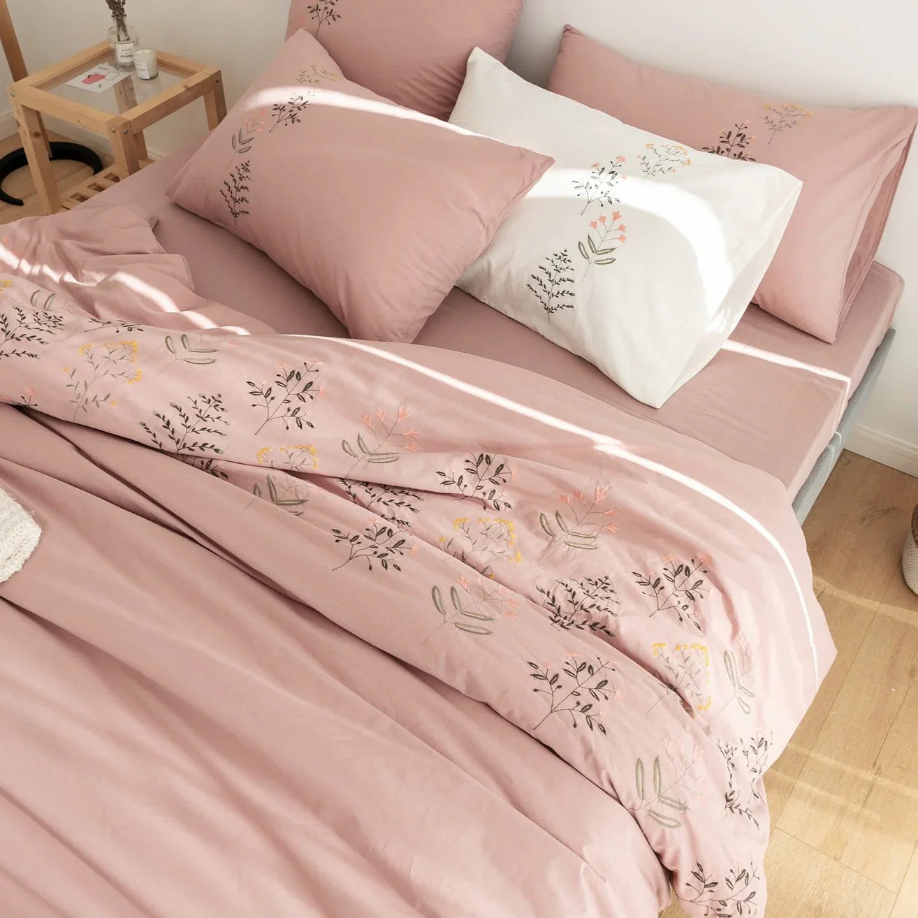 Plants Embroidered Duvet Set - myhomestore.com.pk