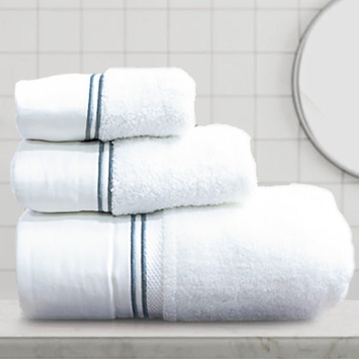 3 Piece white Bath Towel set (Patch with Baratta stitch)