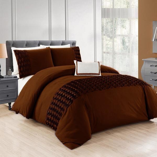 Twisted Pleated Duvet Set - myhomestore.com.pk
