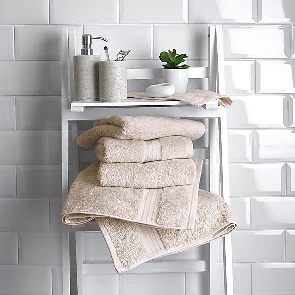 3 Piece Imported Bath Towel Set - myhomestore.com.pk