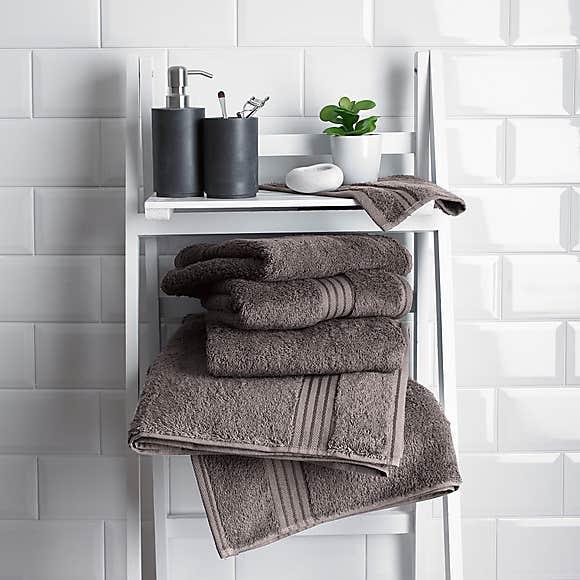 3 Piece Imported Bath Towel Set - myhomestore.com.pk