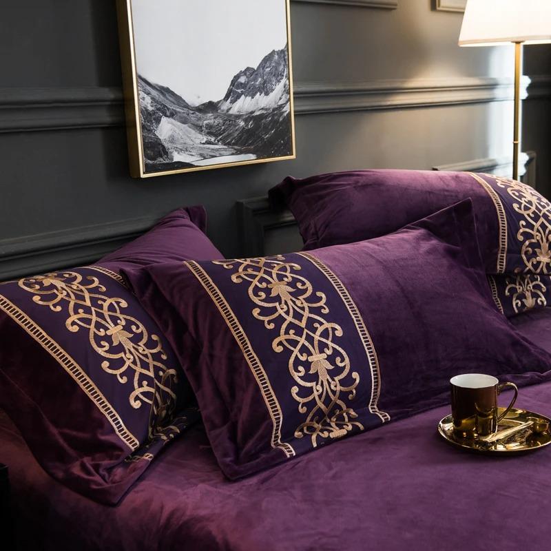Violet Luxury Embroidered Turkish Velvet Duvet Set