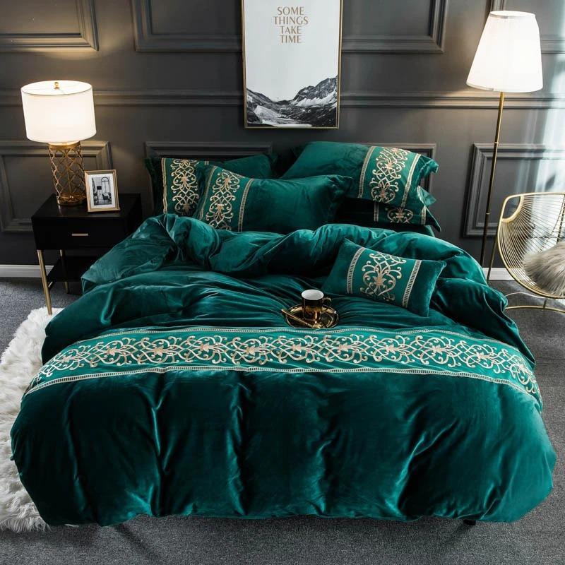 Luxury Leafy Green Embroidered Turkish Velvet Duvet - myhomestore.com.pk