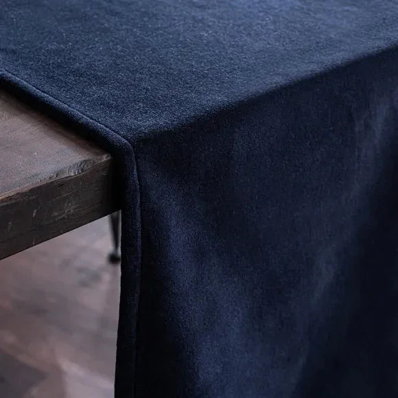 New Velvet Table Runner With Mats - myhomestore.com.pk
