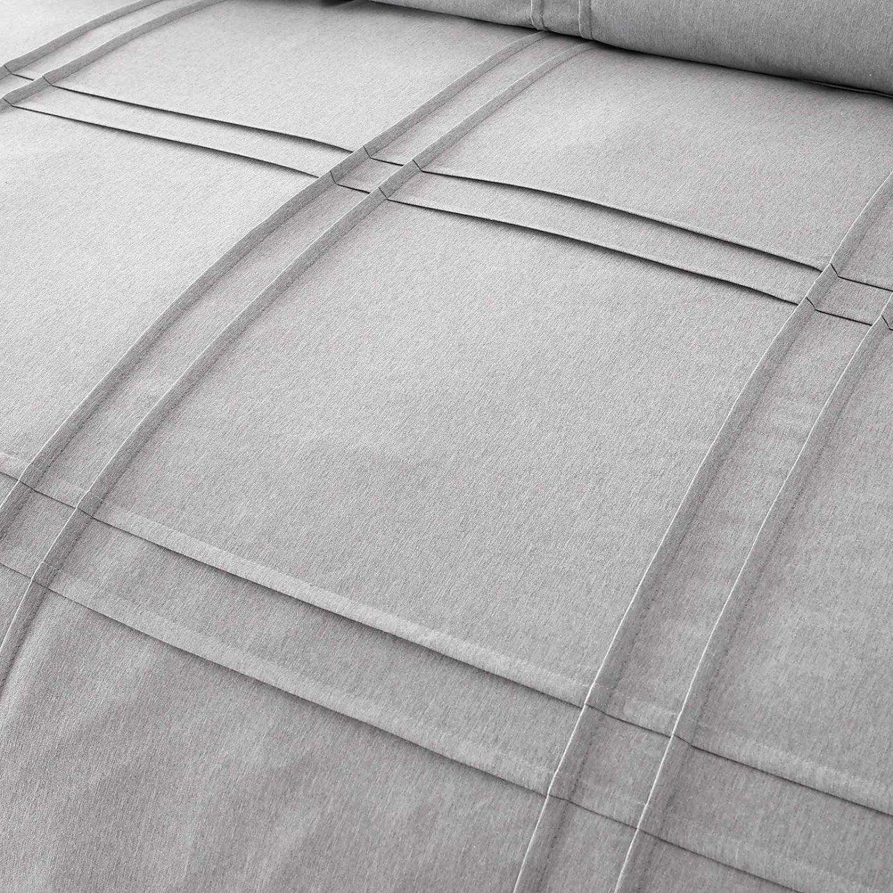 Luxury Box Pleated Duvet - myhomestore.com.pk