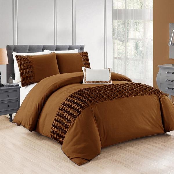 Brown Twisted Pleated Duvet Set