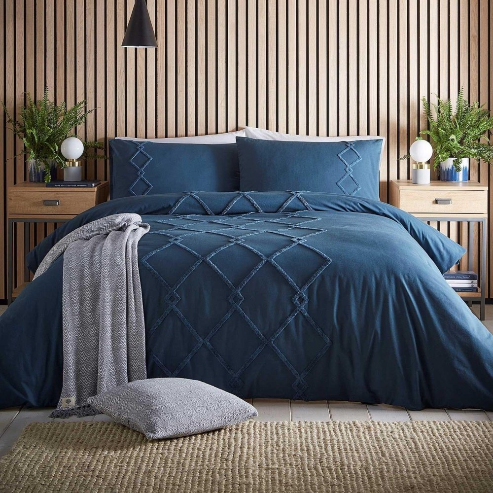 Crisscross Tufted Cotton Duvet Set - myhomestore.com.pk