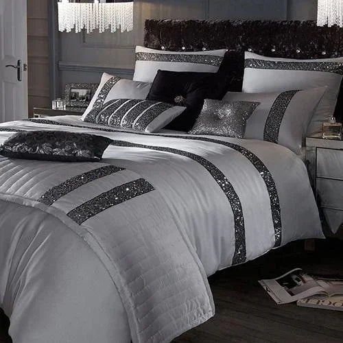 Luxury Sequence Bridal Bedding Duvet With Filled - myhomestore.com.pk