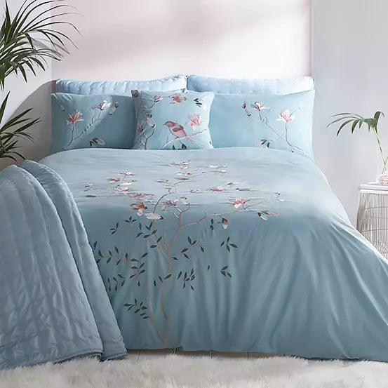 New Luxury Perry Gardian Embroidery Duvet Set