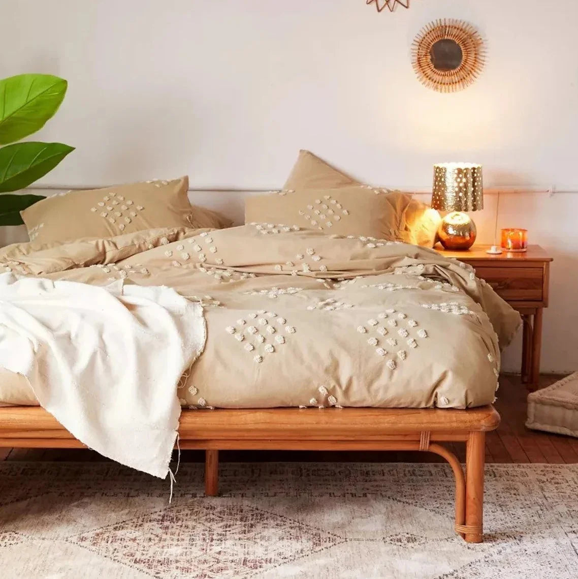 Dots Tufted Cotton Duvet Cover Set - myhomestore.com.pk