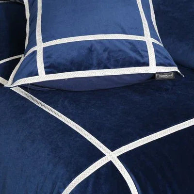 Luxury Velvet Bridal Bedding Duvet Set with Filling - myhomestore.com.pk