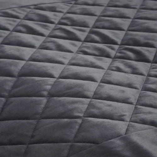 Luxury Velvet Duvet Set - myhomestore.com.pk