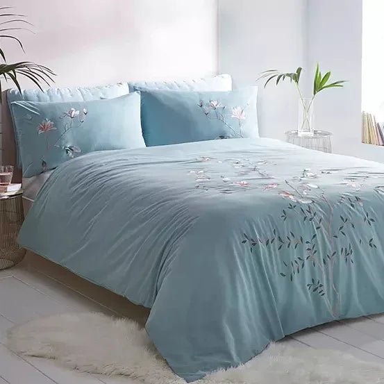 New Luxury Perry Gardian Embroidery Duvet Set - myhomestore.com.pk