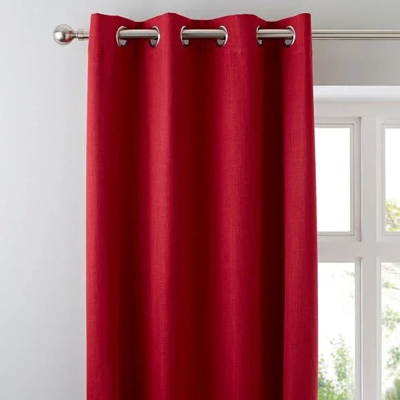 Plain Dyed Eyelet Curtains with lining - maroon - myhomestore.com.pk