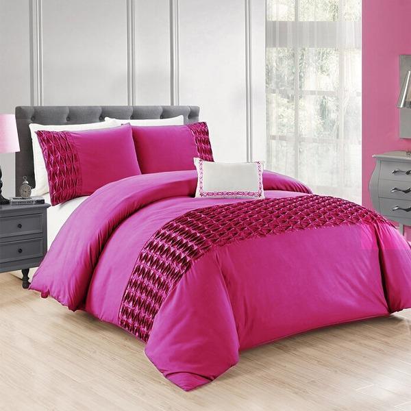 Twisted Pleated Duvet Set - myhomestore.com.pk