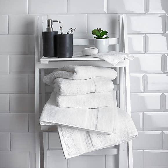 3 Piece Imported Bath Towel Set - myhomestore.com.pk